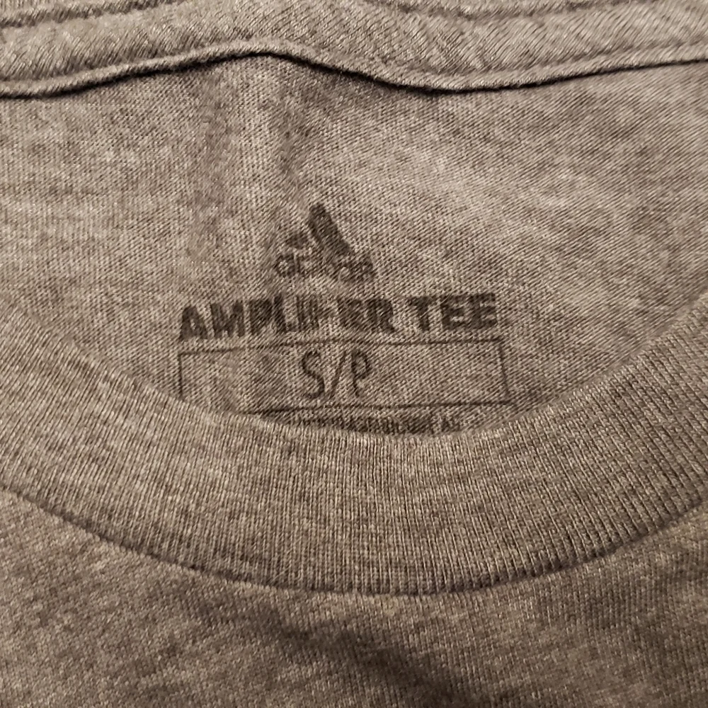 Adidas Amplifier Mens Gray Long Sleeve Shirt Size S